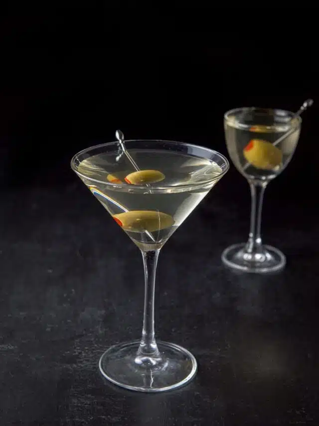 Classic Vodka Dirty Martini