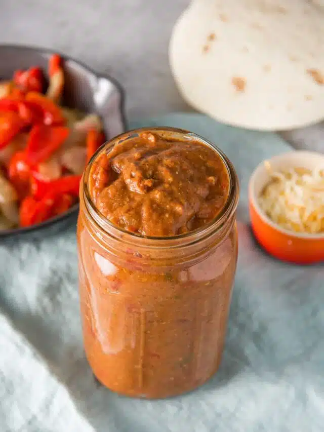 How to Make Chunky Enchilada Sauce