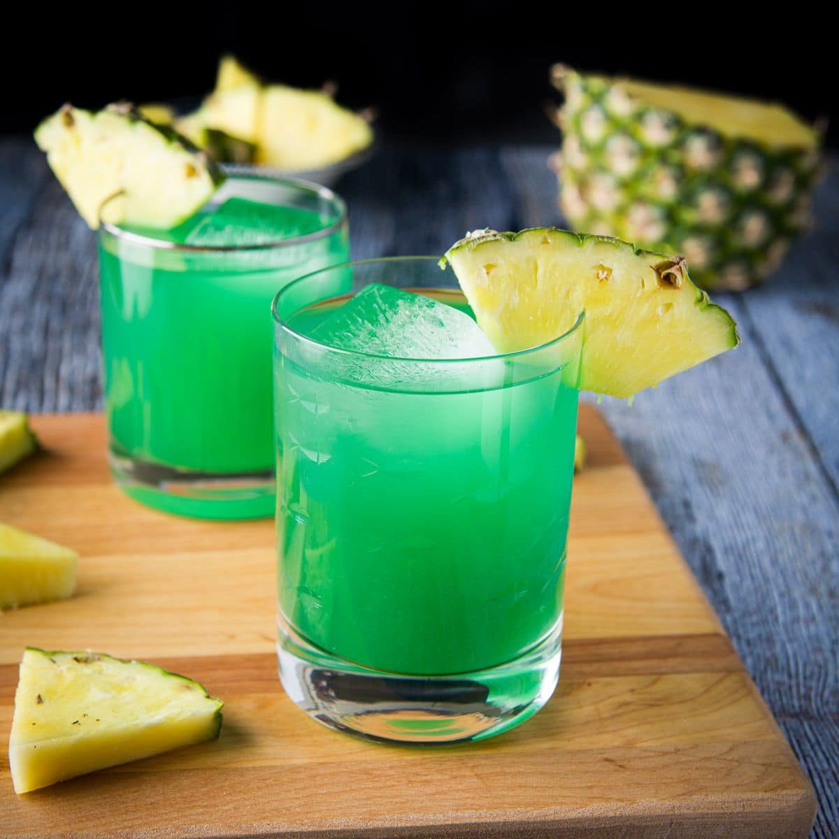 Drunk Leprechaun Drink - Dishes Delish
